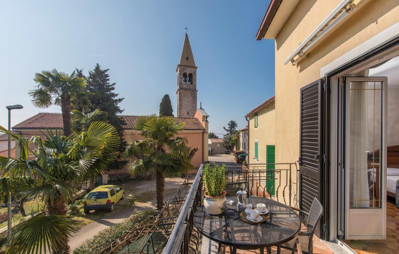 Apartment Complex Orzan Lovrecica Exterior photo